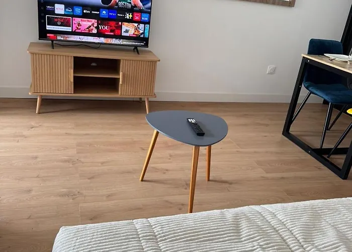 דירה 5 Parking Gratuit *